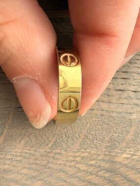 Gold Tone Screw Motif Ring Size 7-8 Minimalist Stackable Band